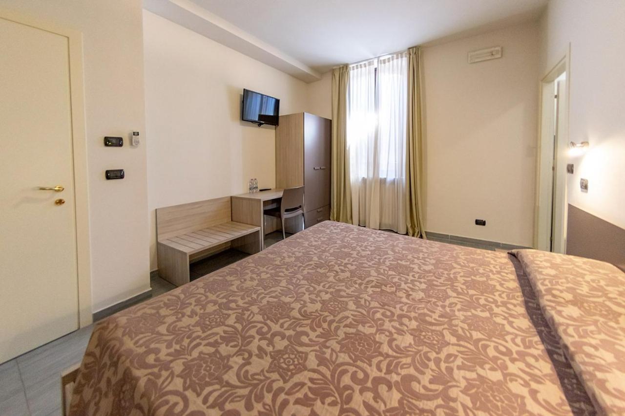 La Stazione Camere Caffè Castiglione Delle Stiviere Esterno foto